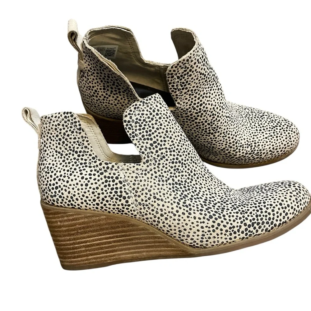 TOMS Kallie Wedge Ankle Bootie Animal Cheetah Print